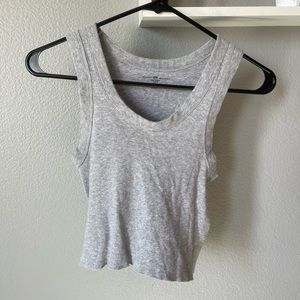 BRANDY MELVILLE CROPPED GREY TANK TOP